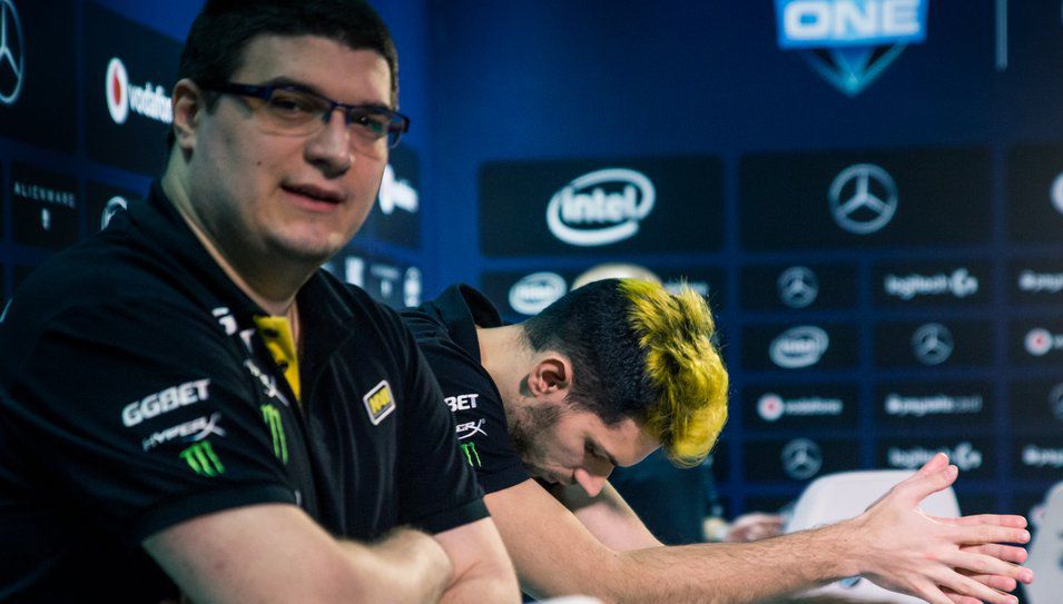 Não sinto pressão jogando pela Na’Vi – Cybersports entrevista Na’Vi.LebronDota