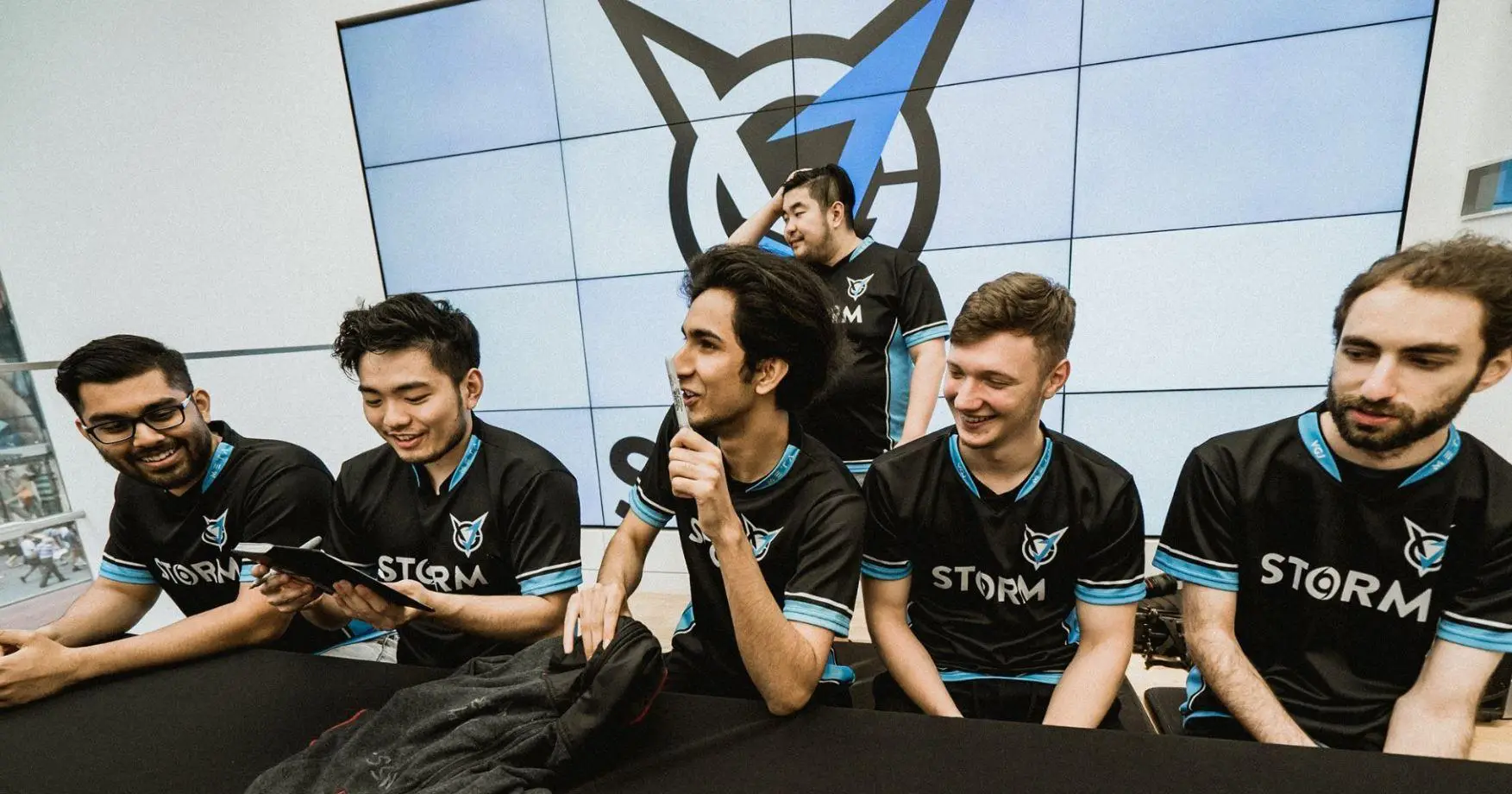 Valve pune equipe da VGJ.Storm no meio do The International 2018