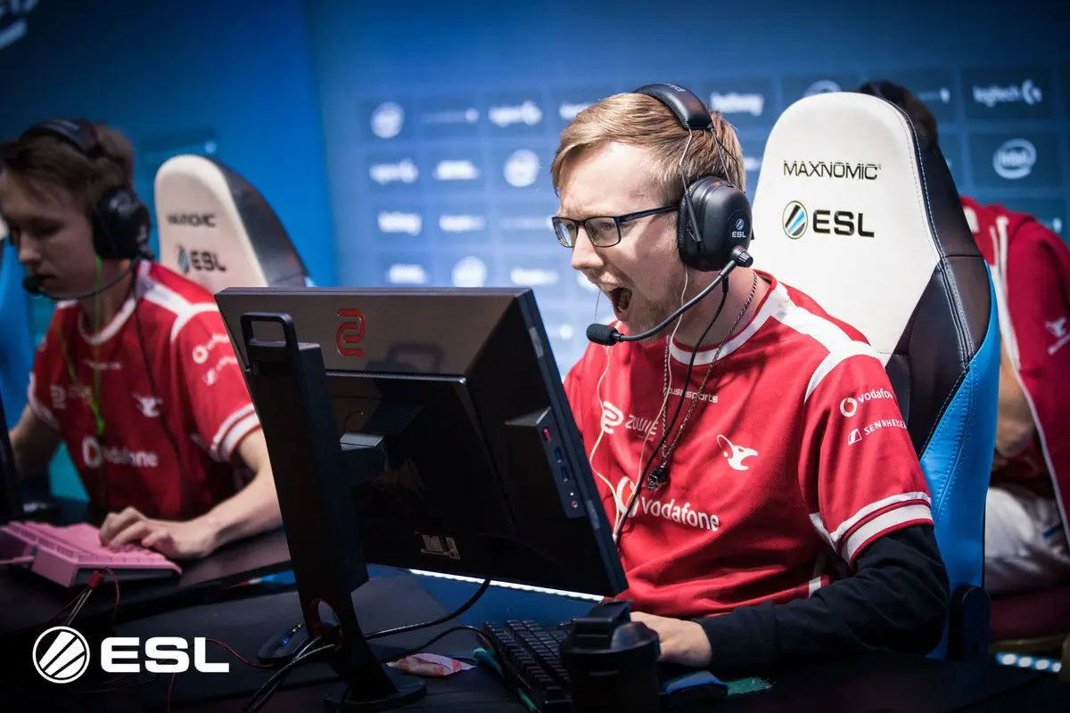 CS:GO: Mousesports anuncia saídas de STYKO e chrisJ de sua equipe titular