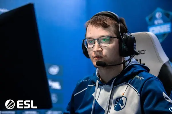 Dota 2: Matumbaman é colocado no banco da Team Liquid
