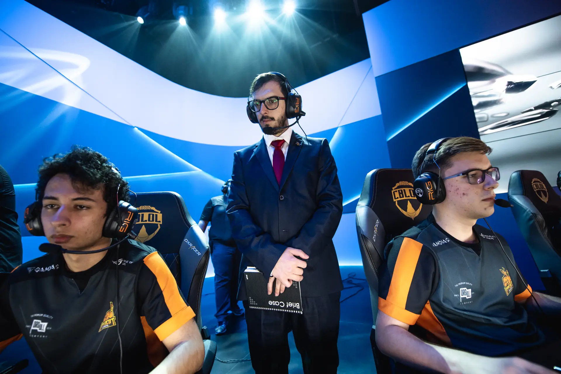 Após má fase, Uppercut vence e assume o terceiro lugar no campeonato; Confira os destaques deste final de semana de CBLoL