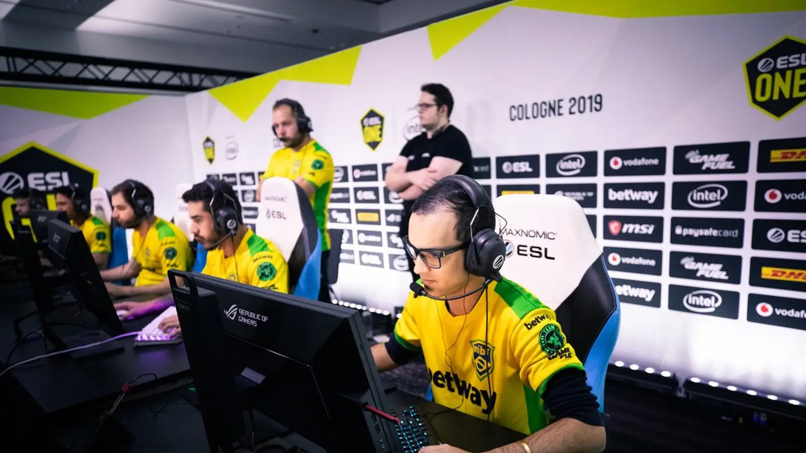 Definidos os grupos da IEM Chicago; MIBR estreia contra a G2