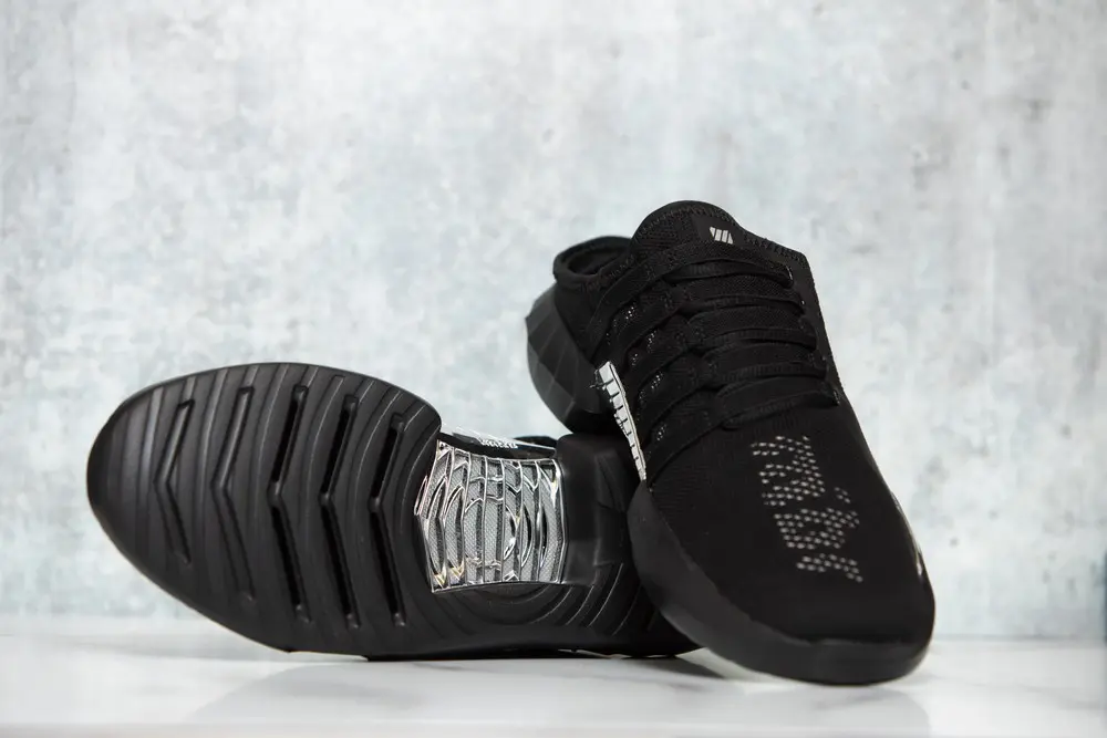 Em colaboração com a K-Swiss, MIBR anuncia tênis de edição limitada