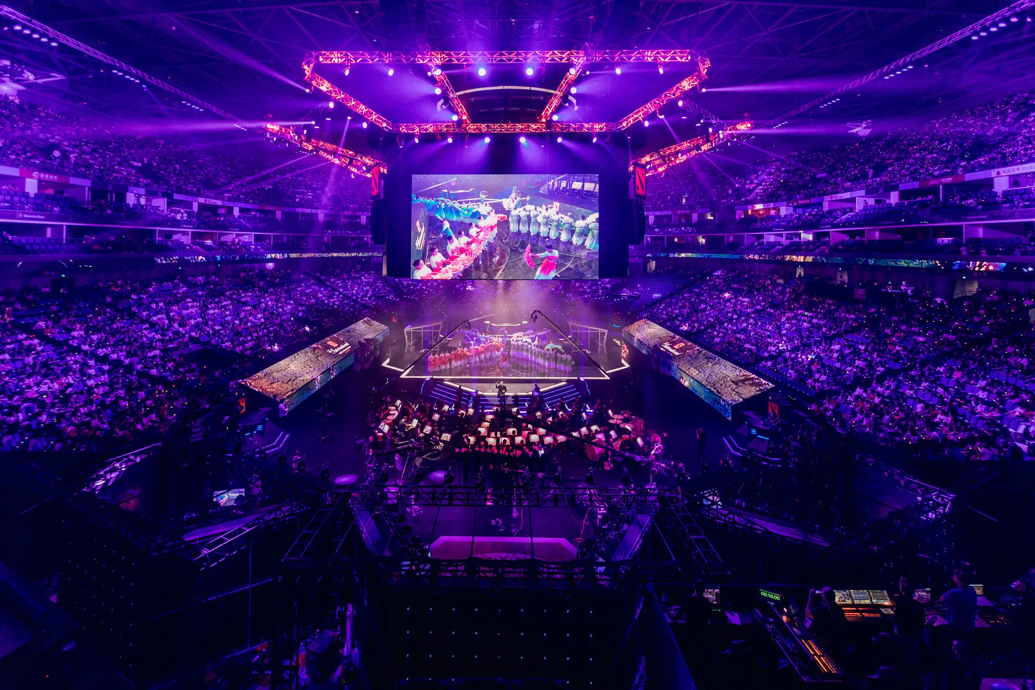 Cidade de Xangai recebe decoração em homenagem ao The International 2019 1 Cidade de Xangai recebe decoração em homenagem ao The International 2019