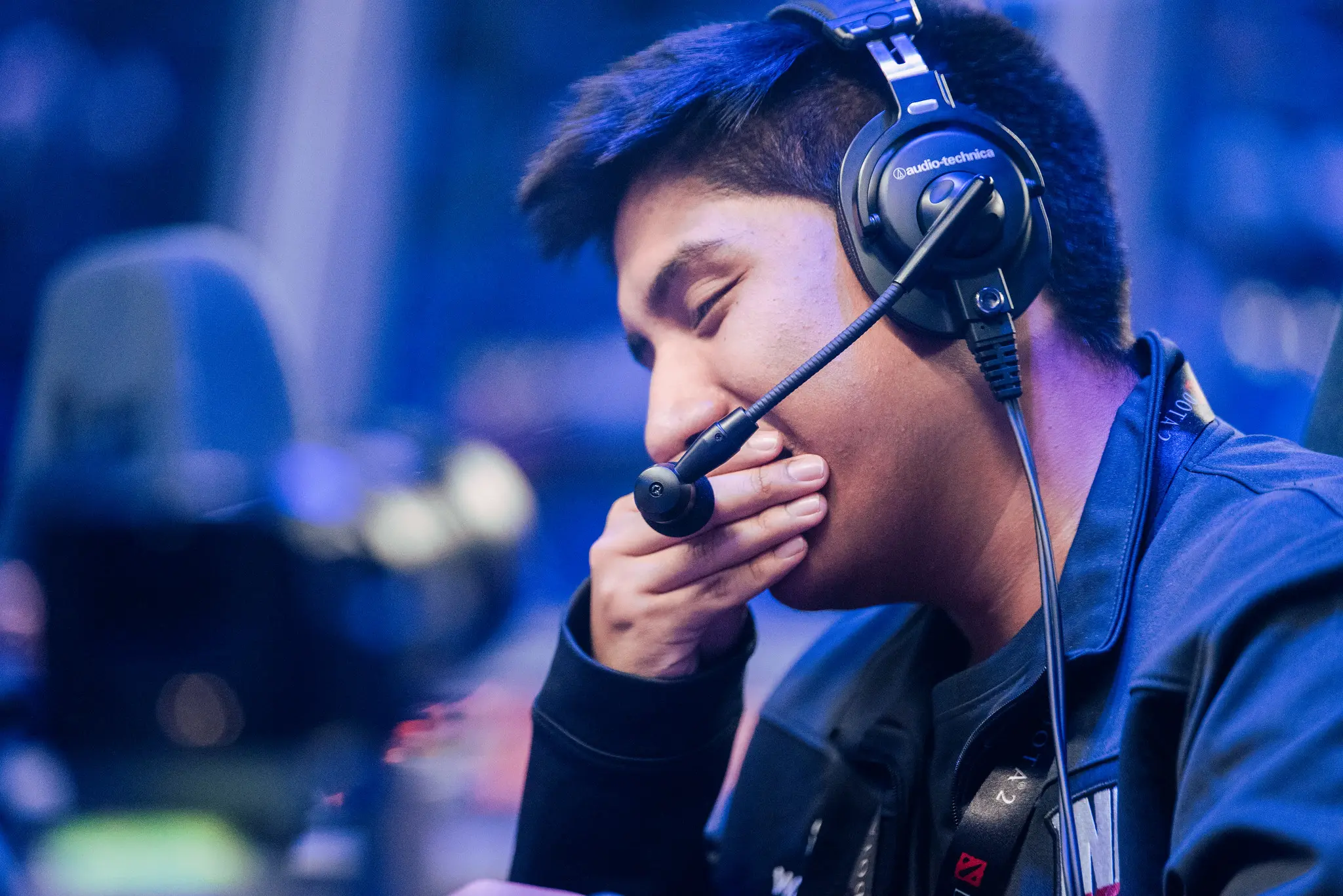 Infamous vence Newbee e avança para o terceiro round contra a Team Secret
