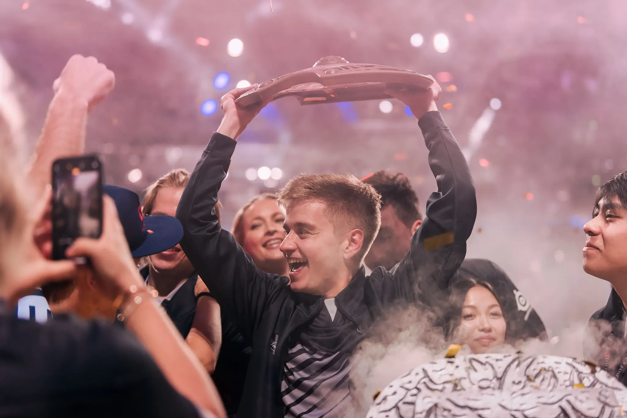N0tail é o jogador que mais recebeu com premiações na historia dos esports