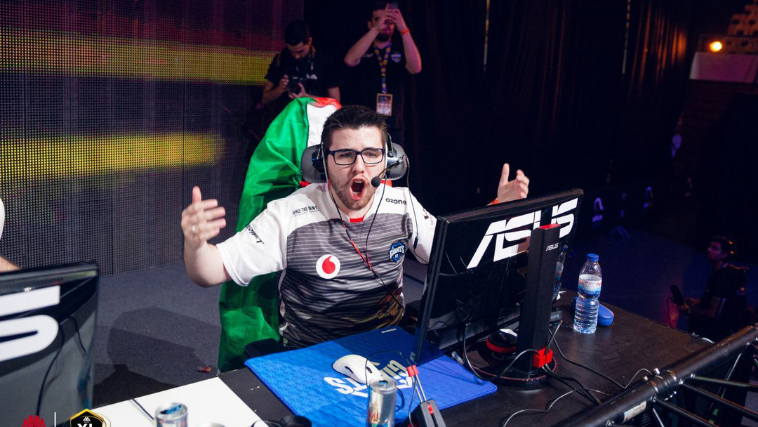 Falkol anuncia line-up com jogadores da EOX e YJ