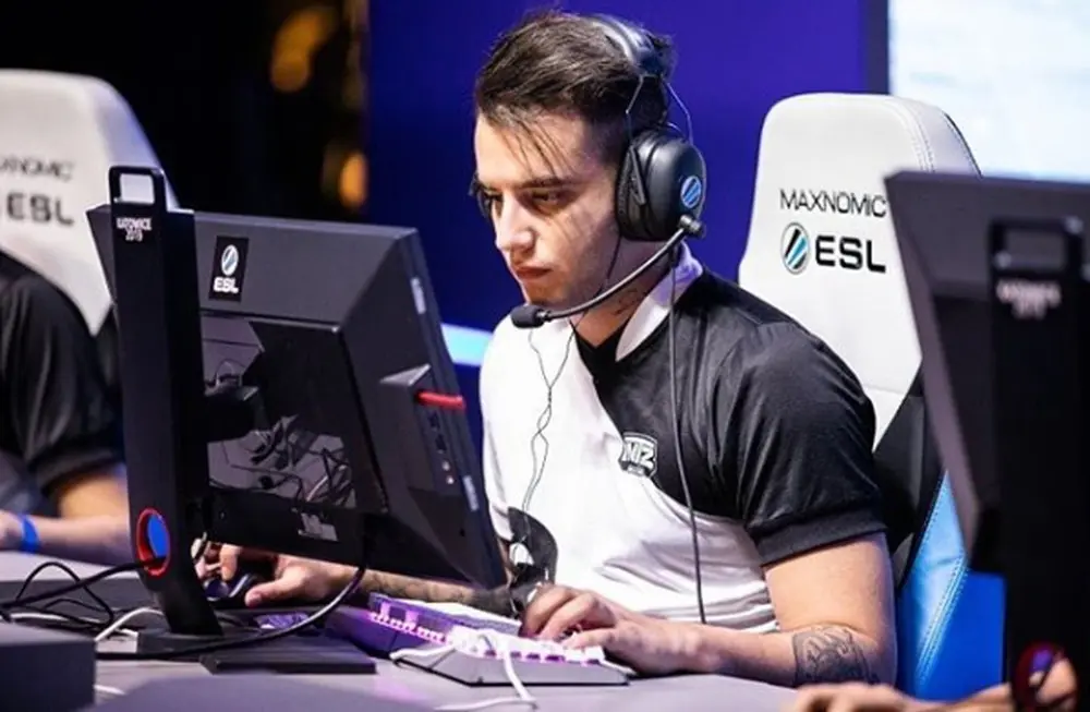 Após diversas tentativas, kNg tem seu visto aprovado e poderá jogar nos EUA