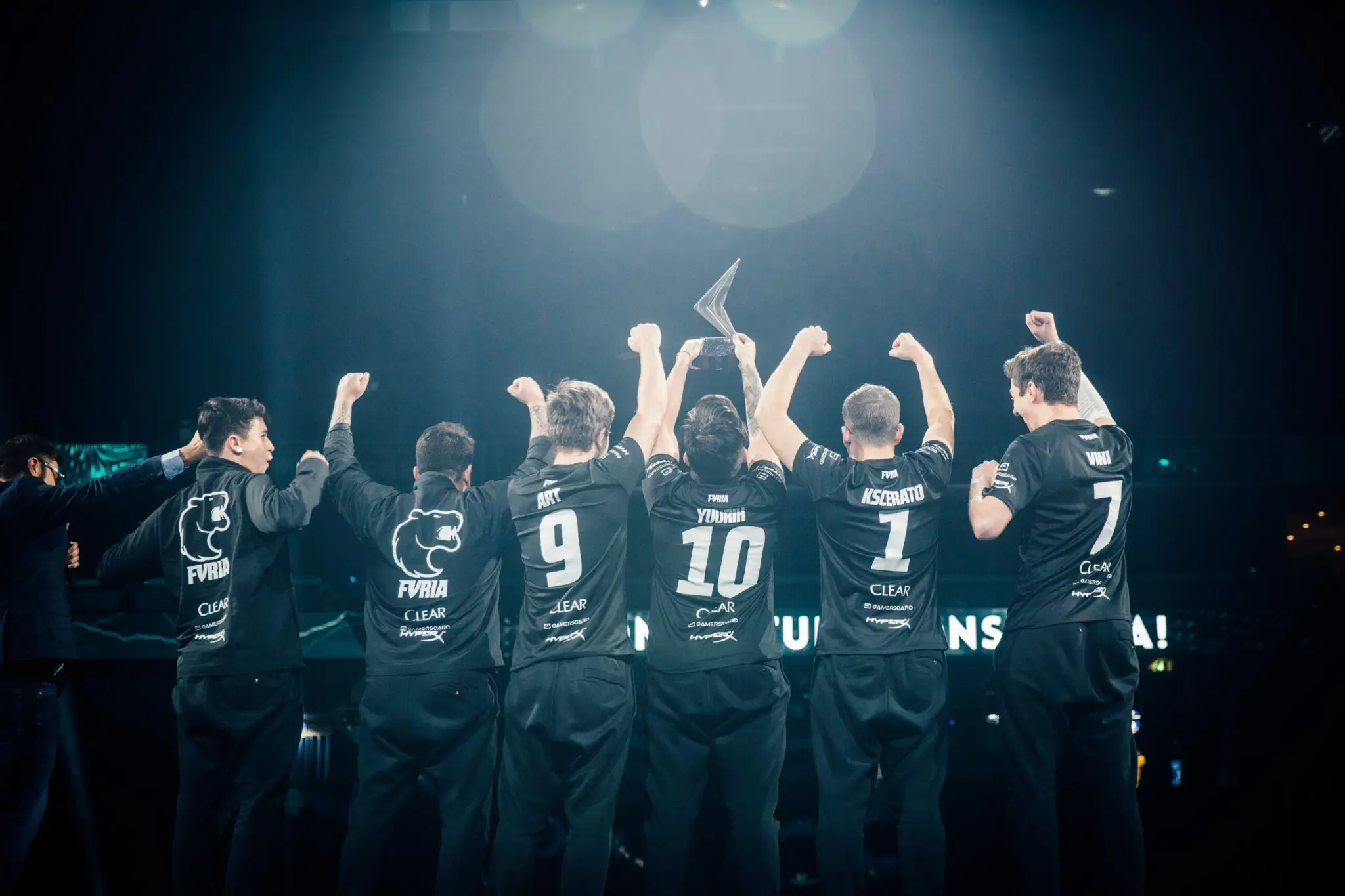 FURIA bate CR4ZY e é campeã da Arctic Invitational