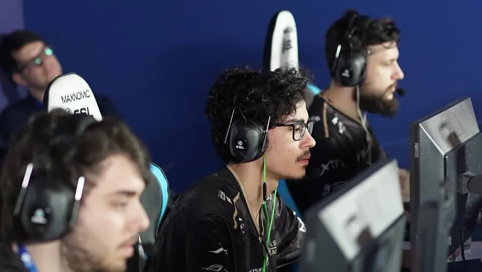 NiP e FaZe se classificam para a Pro League S10