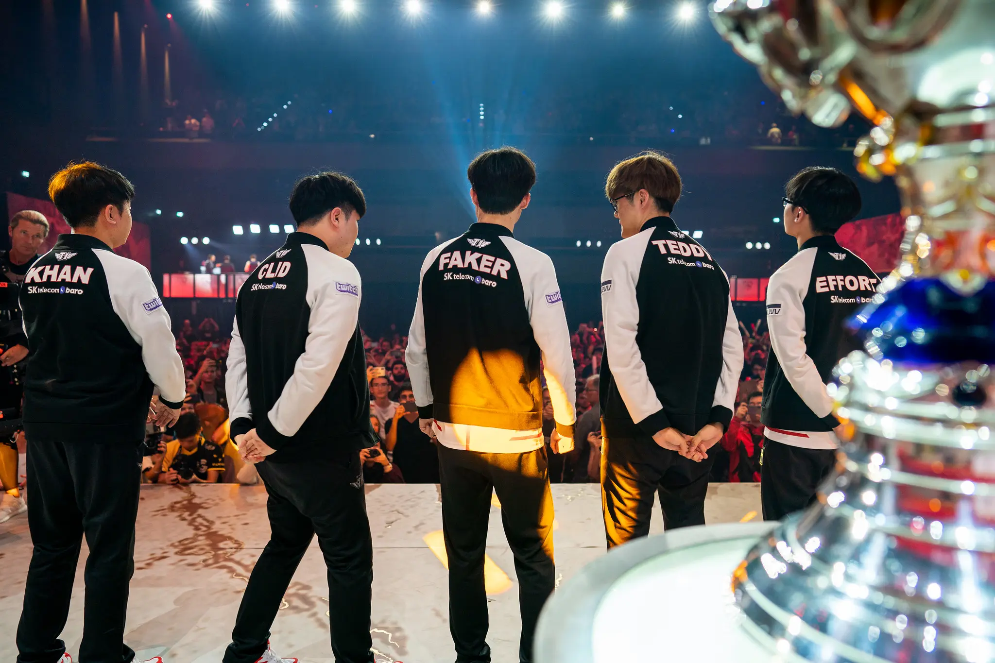 T1 e G2 permanecem invictas no Mundial 2019