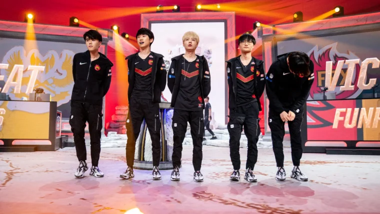 FunPlux Phoenix e Splyce avançam para os playoffs do Mundial
