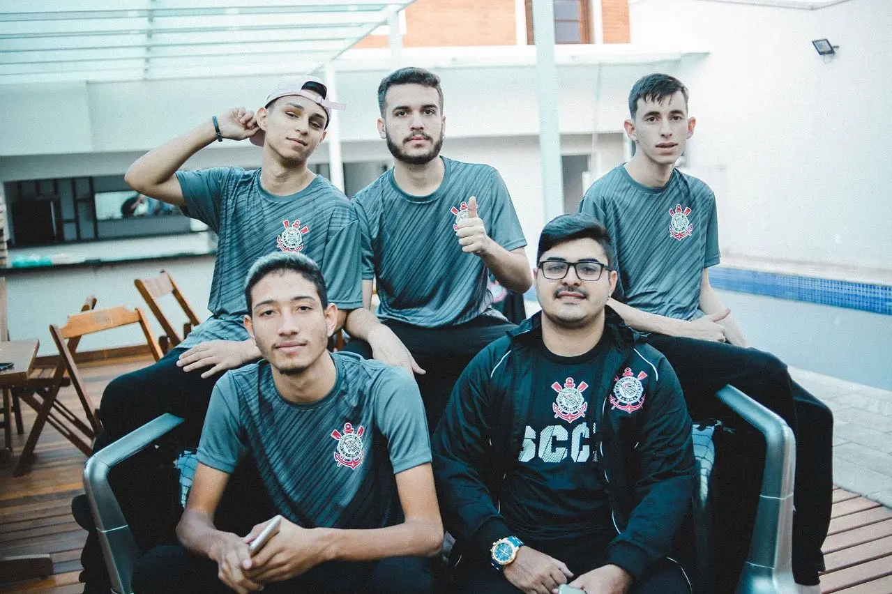 Corinthians anuncia sua entrada no cenário de Free Fire