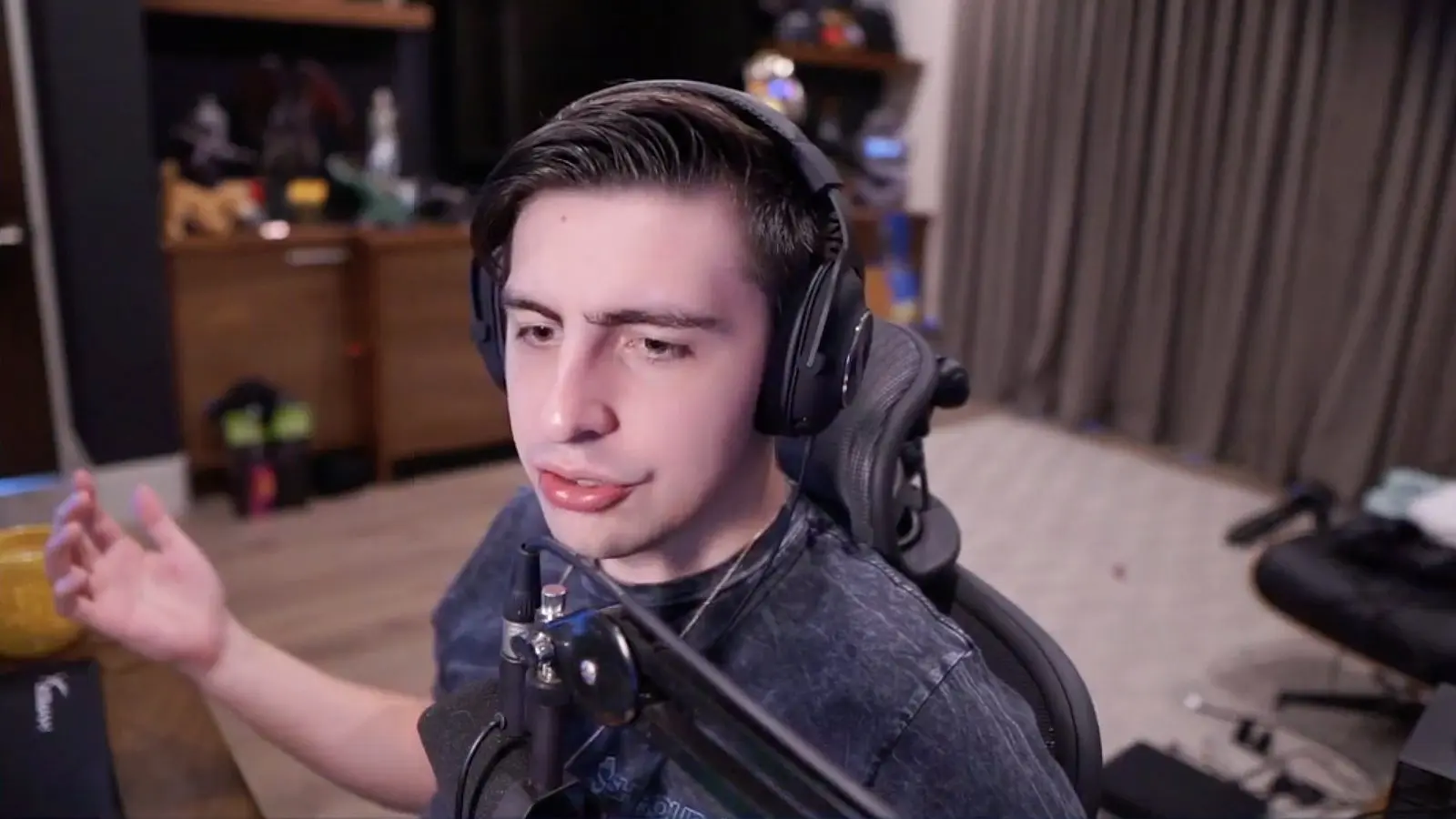 Shroud anuncia sua entrada na Mixer