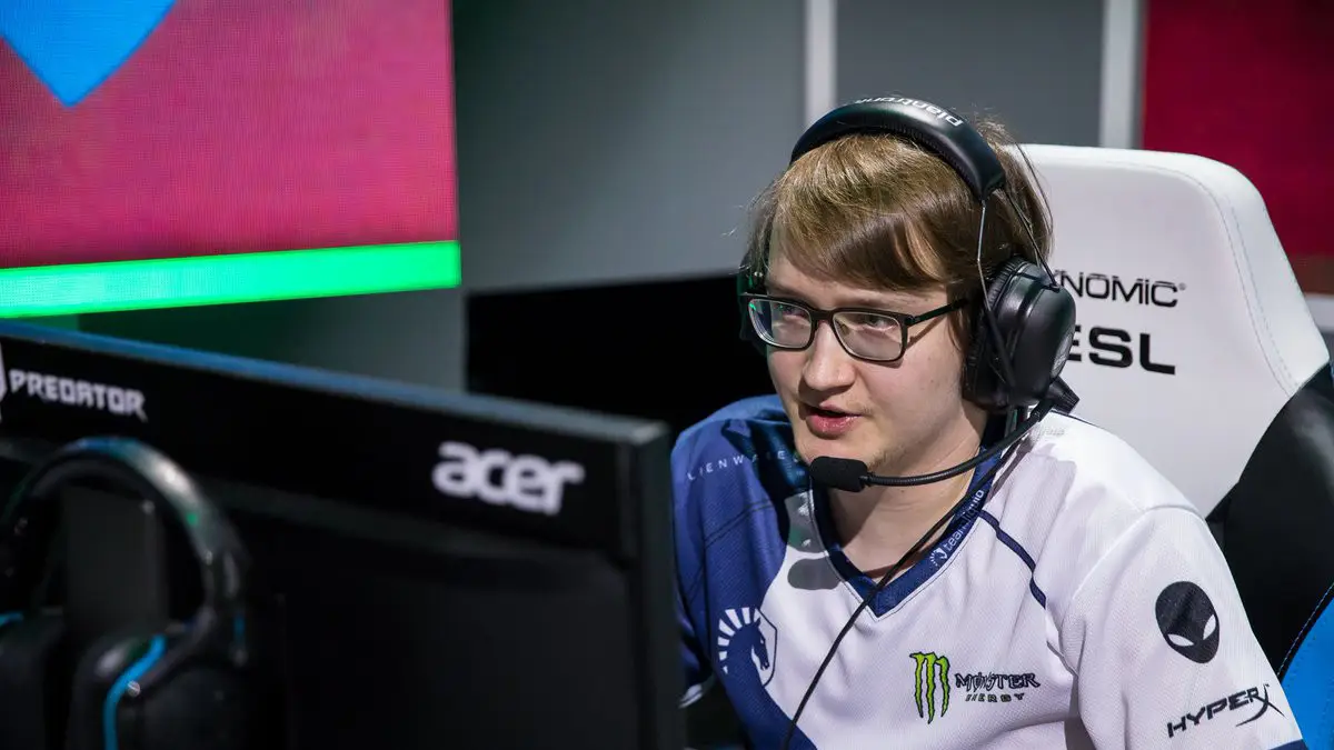 Team Secret apresenta nova line-up com MATUMBAMAN e Heen como coach