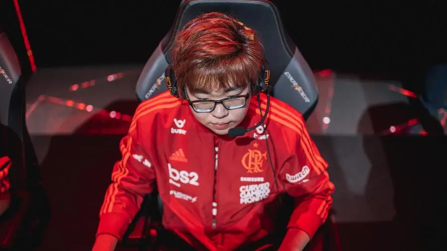 Goku renova com Flamengo para a temporada de 2020