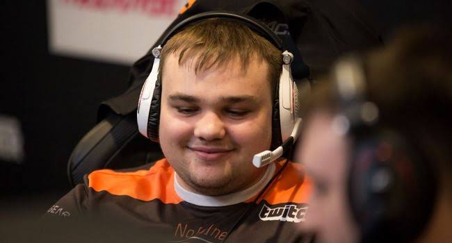 Virtus.Pro vence Na’Vi por 2 a 0 e avança