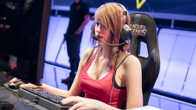 Morre Remilia, a primeira jogadora a atuar em uma liga profissional de League of Legends