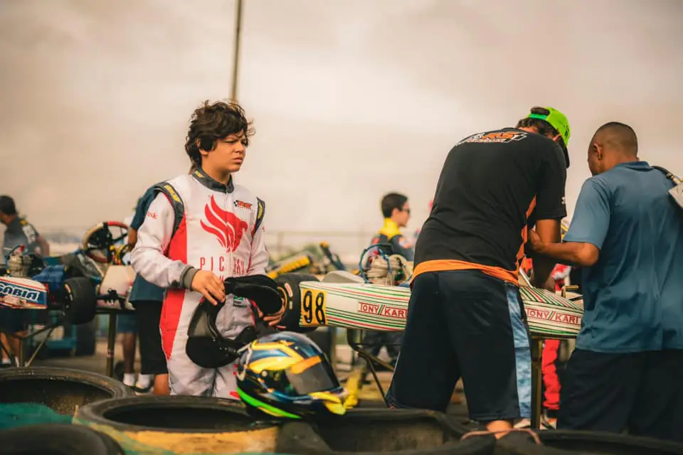 Pichau dentro e fora das Pistas