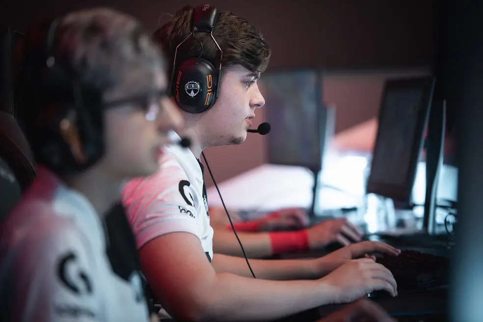 LoL: Hauz volta a ser inscrito no CBLoL no lugar de Mayumi