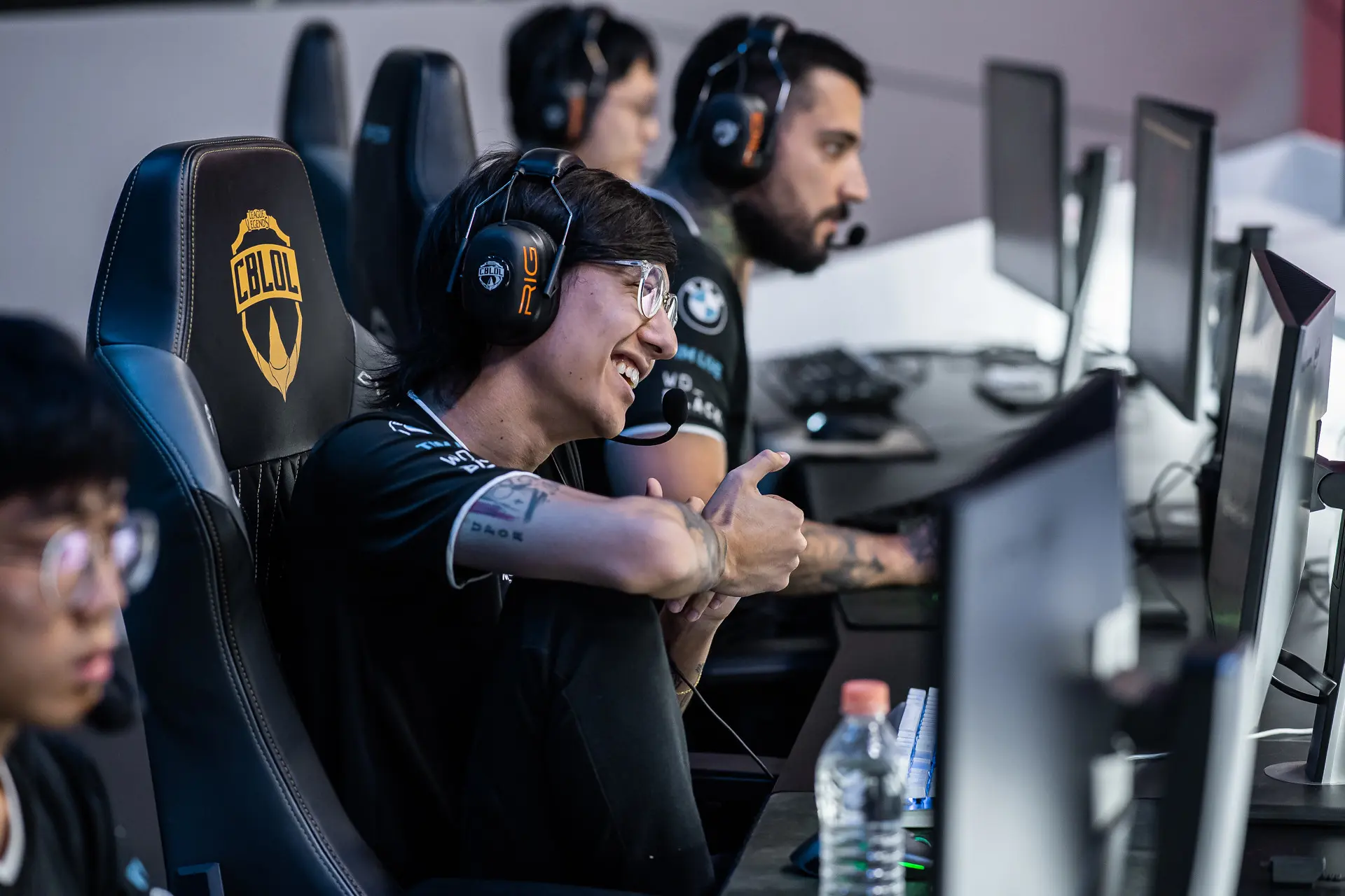 CBLoL: paiN se recupera contra Redemption; FURIA surpreende Flamengo