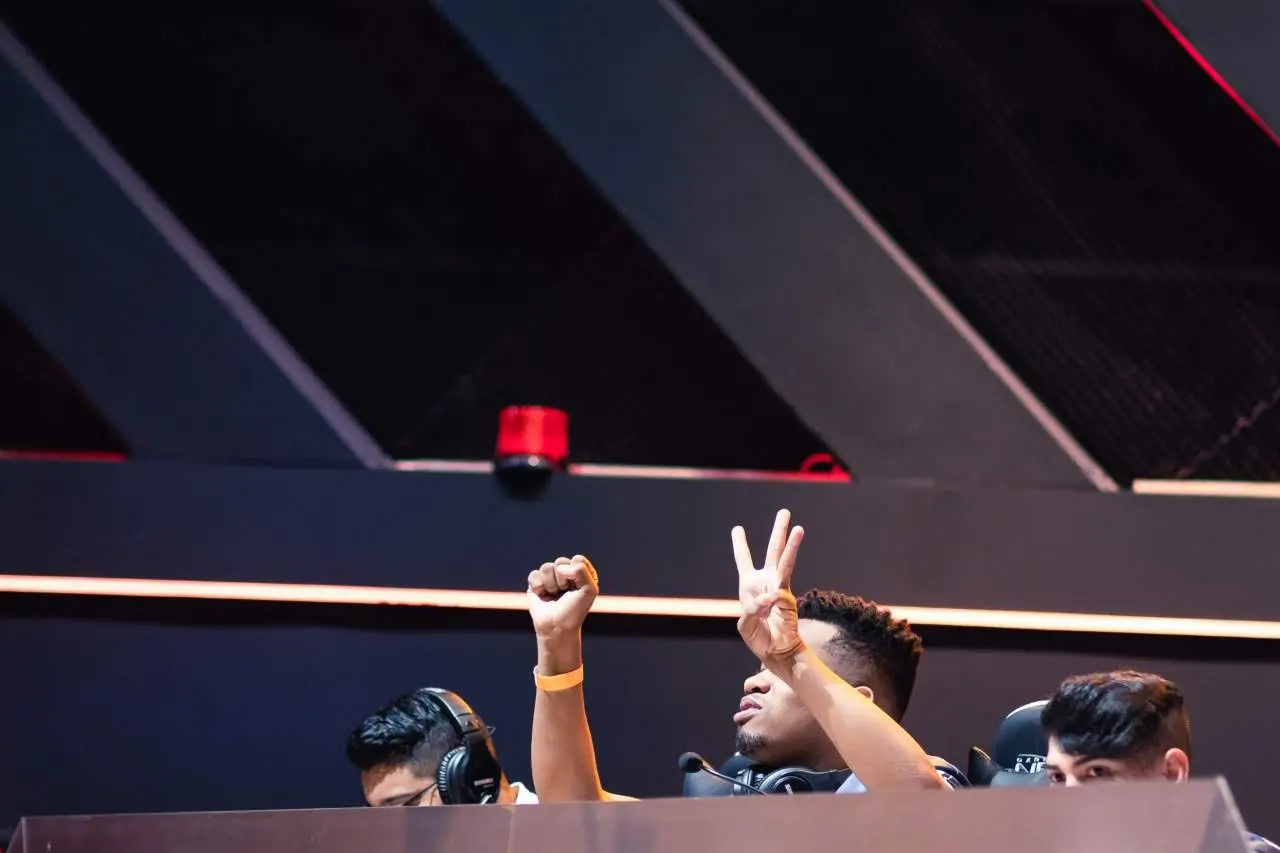 Team Liquid se destaca no terceiro dia da LBFF