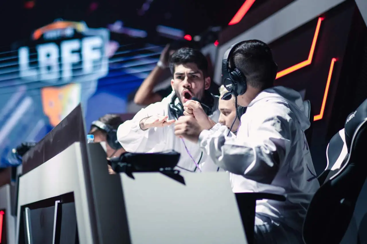 Vivo keyd e Corinthians se destacam neste quarto dia da LBFF