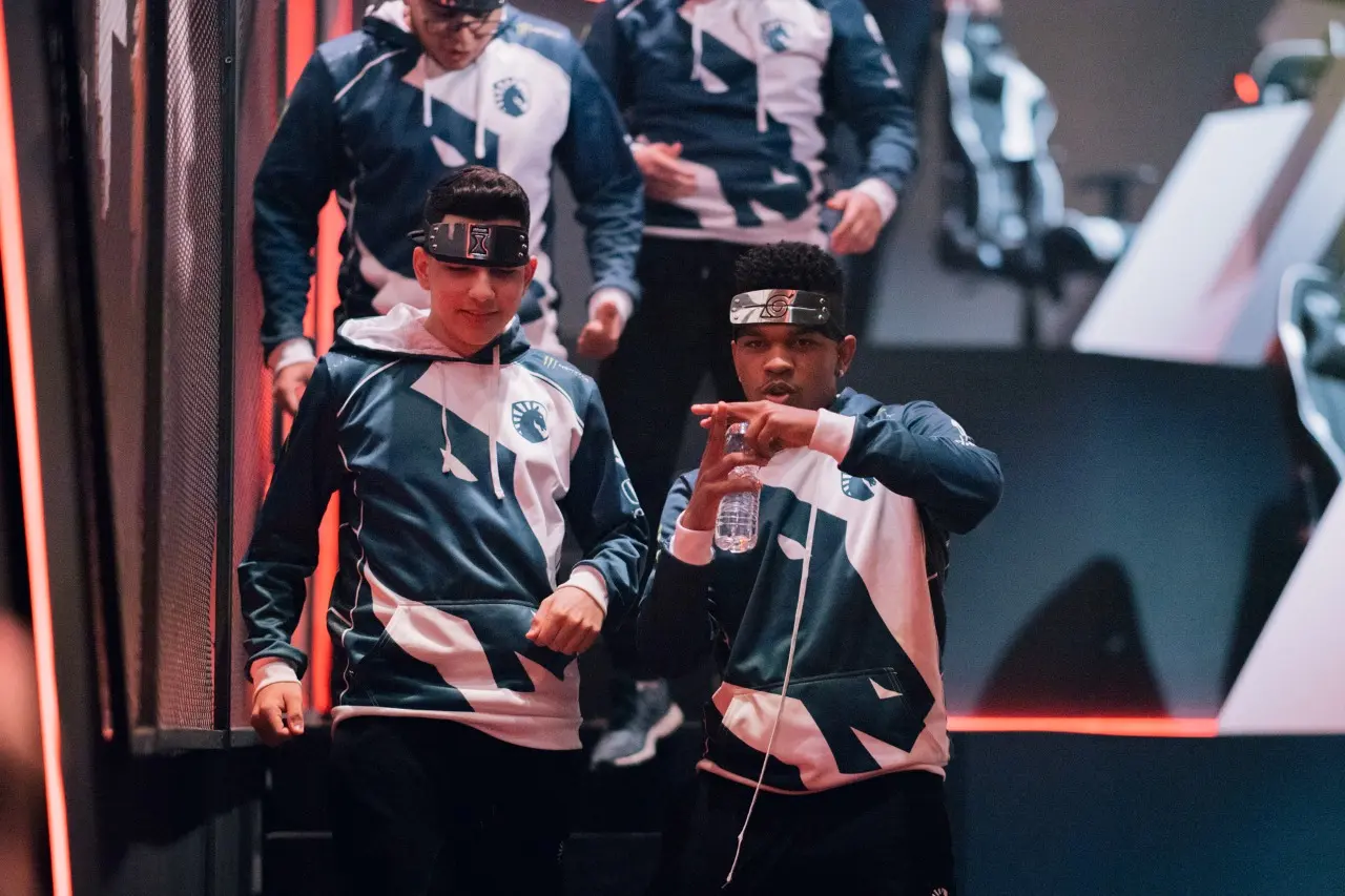 Team Liquid se destaca no primeiro dia da terceira rodada da LBFF