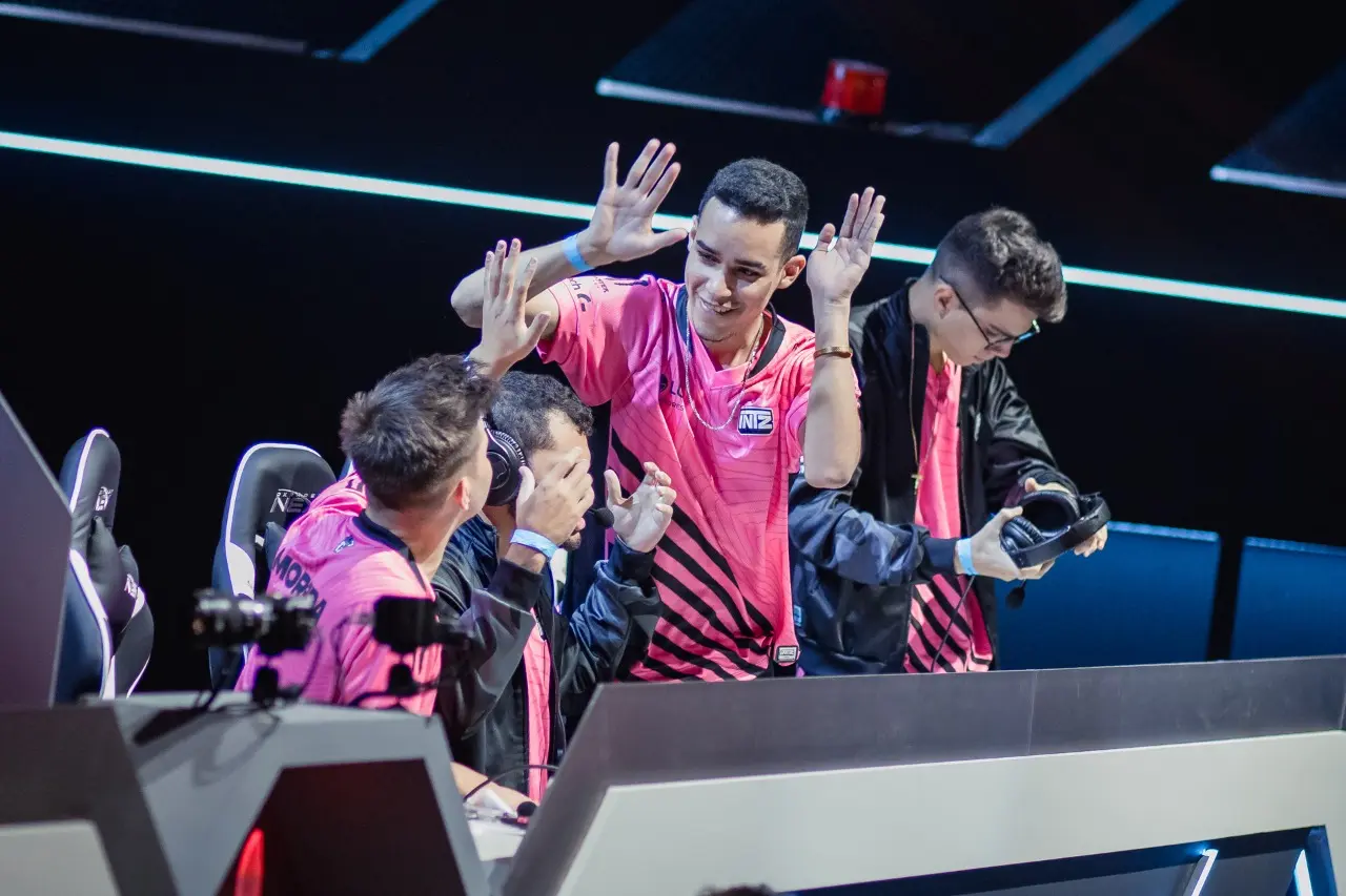 Com dois Booyah, INTZ assume a liderança na LBFF