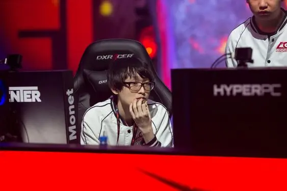 RNG é campeã do ESL Online da China 1 Monet - RNG