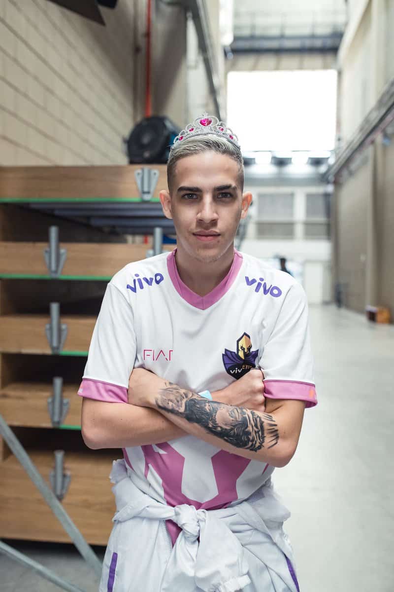 Thiago jogador da Vivo Keyd, morre em acidente de carro 1 Thiago jogador da Vivo Keyd, morre em acidente de carro