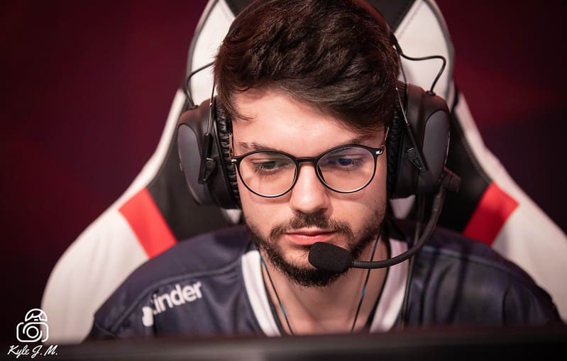 R6: Capitão da MIBR, Novys anuncia sua saída da organização