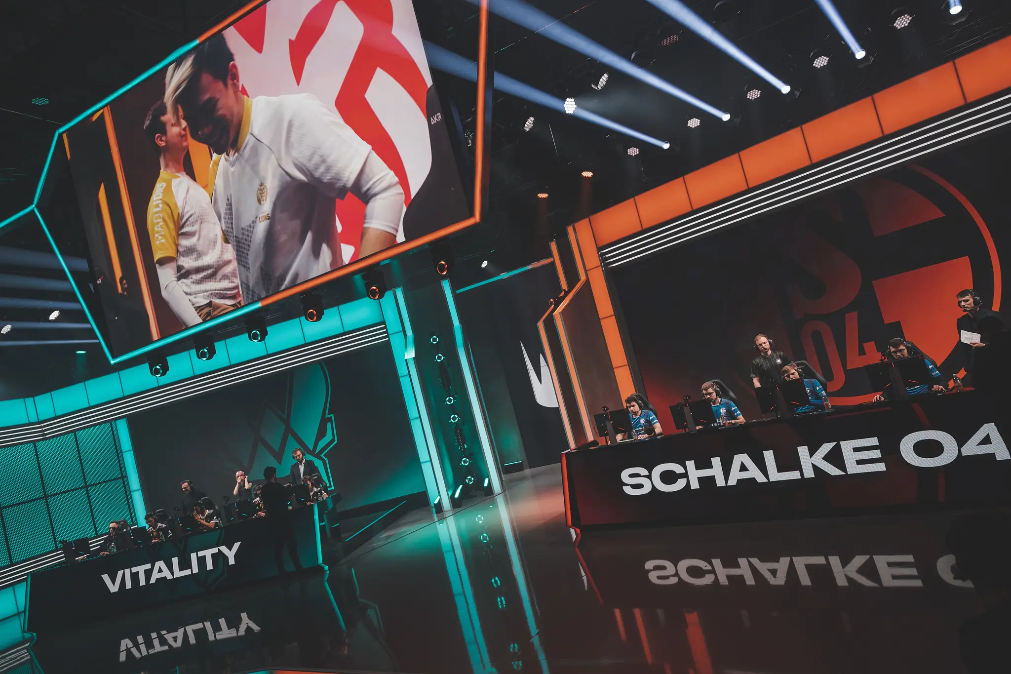 LoL: LEC cancela as finais em Malmö, mas terá jogos e transmissão nos estúdios da Riot Games