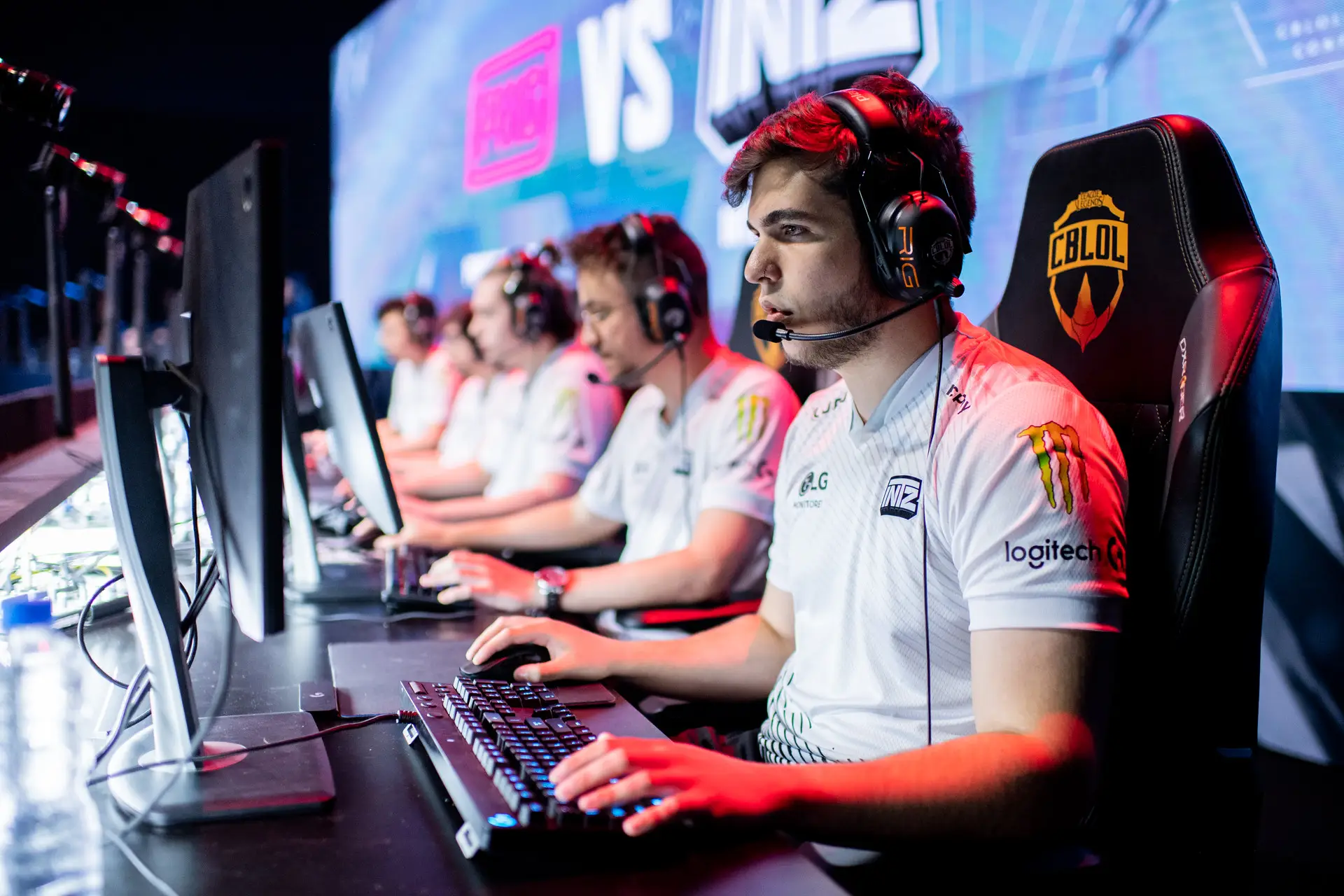 LoL: Mantendo a base, INTZ anuncia a escalação para o segundo split do CBLoL