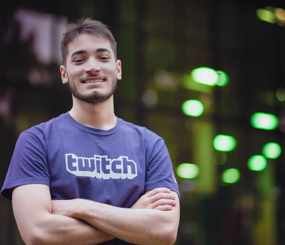 LoL: Jovirone diz que vai entrar no cenário competitivo em 2021