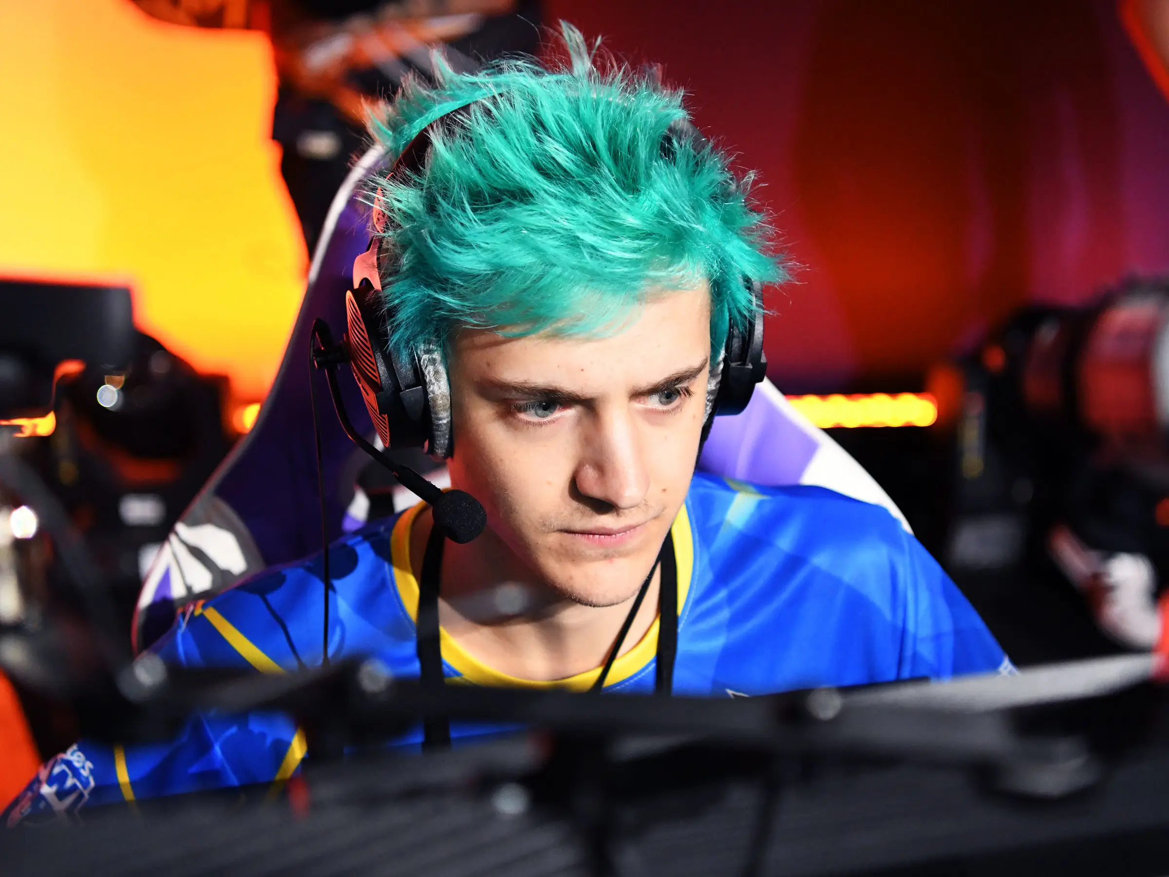 Após deixar a Mixer, Ninja começa a fazer transmissões no YouTube