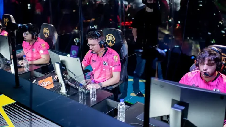 Worlds: INTZ perde a terceira partida no mundial para SuperMassive