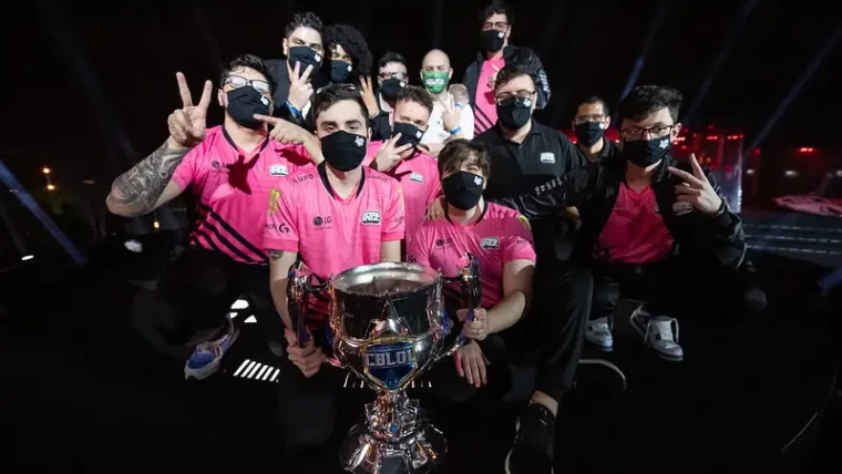Final do segundo split do CBLoL 2020 bate a marca de e 395 mil espectadores
