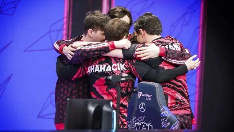 Worlds: Unicorns of Love e LGD avançam para a Fase de Grupos do mundial