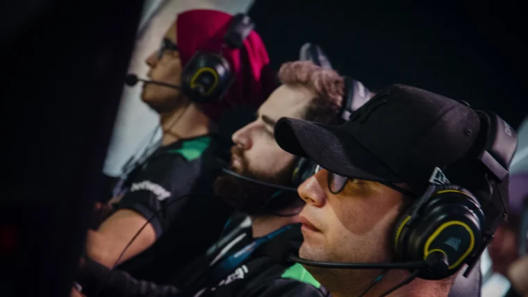 CS:GO: Valve anuncia punição as equipes que utilizaram o bug dos coachs