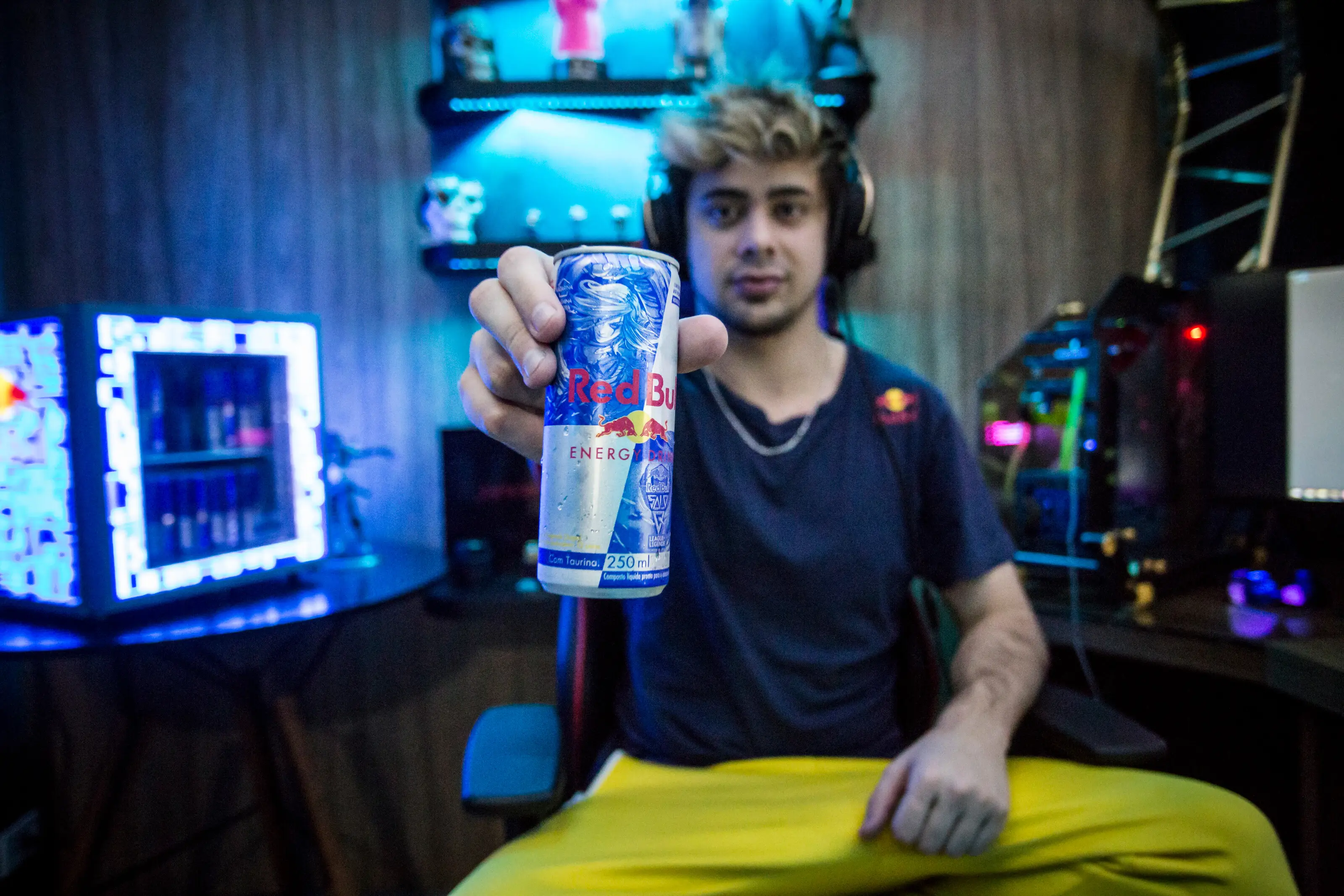 LoL: Red Bull lança novas latas personalizadas com campeões de League of Legends