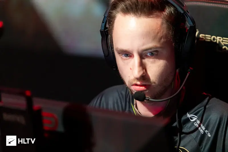 CS:GO: Dignitas coloca GeT_RiGhT e Xizt no banco de reservas
