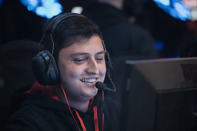 CLUTCH: RED vira sobre a Sharks e conquista a terceira temporada do campeonato