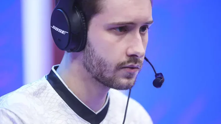 LoL: Bjergsen anuncia aposentadoria como jogador, mas será o novo técnico da TSM