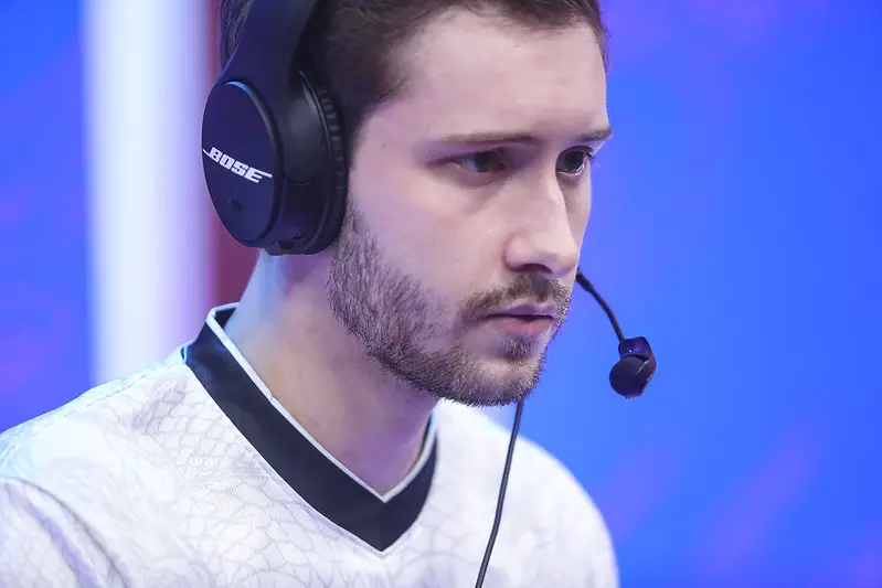 LoL: Bjergsen anuncia aposentadoria como jogador, mas será o novo técnico da TSM