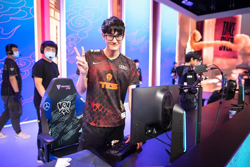 Worlds: TES e DragonX se classificam para as quartas de final