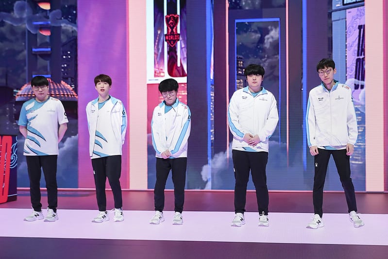 Worlds 2020: DAMWON atropela DragonX e se classifica para as semifinais
