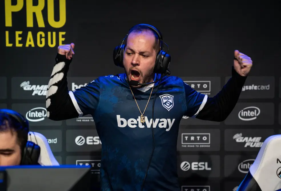 Zews, Nobru e Ana Xisdê são indicados no Esports Awards 2020