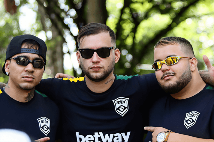 FLASHPOINT: MIBR vence forZe e está classificada para os playoffs