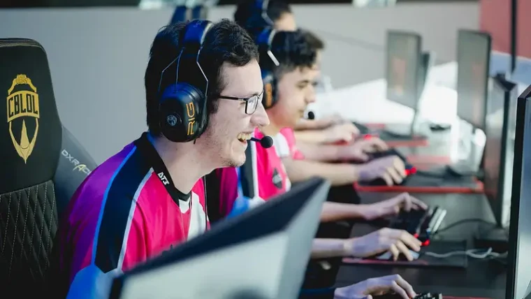 LoL: Vorax anuncia sua nova escalação para a temporada 2021